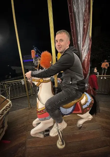 Я Vasyl, 29, знакомлюсь в Варшаве