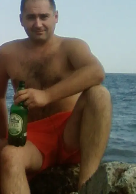 Владимир из Черкасс, ищу на сайте знакомства на одну ночь