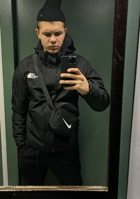 Алик из Стаханова, ищу на сайте знакомства на одну ночь