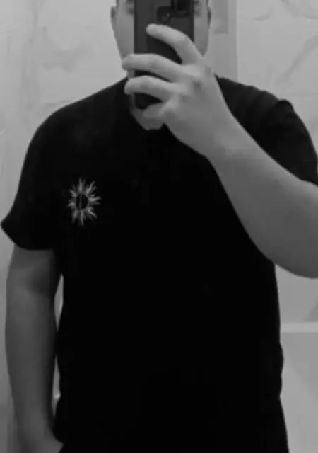 Я Богдан, 18, знакомлюсь для вирта в Гомеле