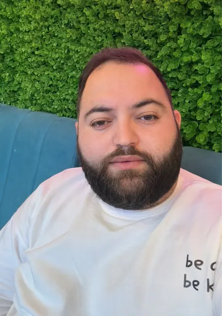 Я Vusal, 30, из Баку, ищу знакомство для открытые отношения