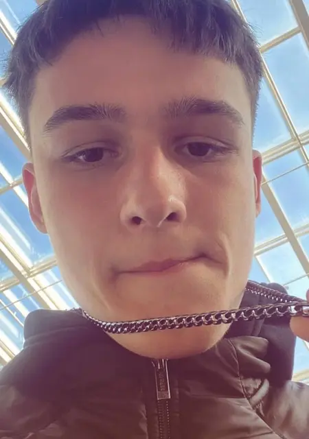 Владусік из Львова, ищу на сайте дружбу