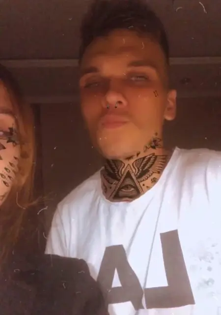 Сергей из Парижа, мне 25, познакомлюсь для общения