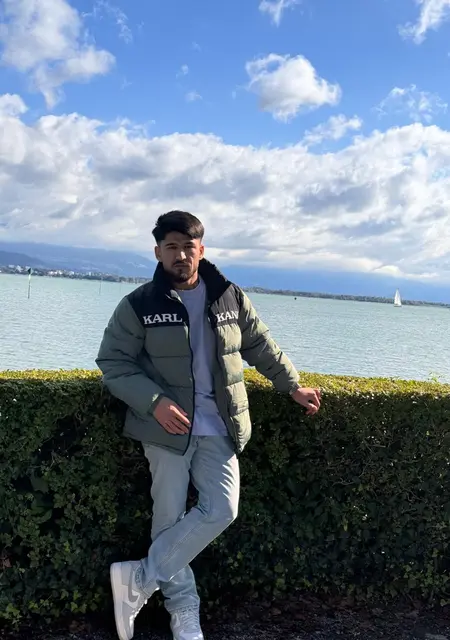 Я Nasim, 25, знакомлюсь для открытые отношения в Гёттинген