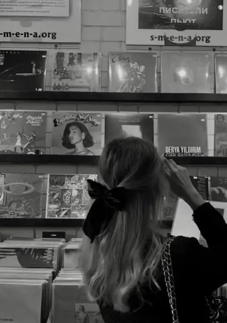 Alina из Брюсселя, ищу на сайте общение