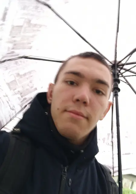 Я Петро, 25, знакомлюсь для постоянных отношений в Берегове