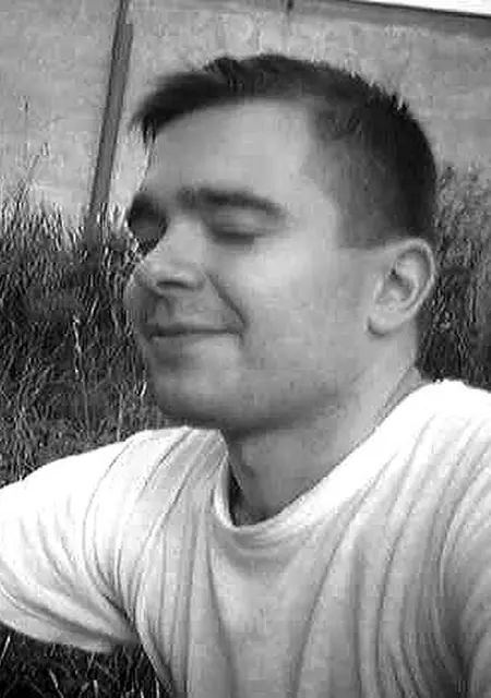 Я Den, 45 років з Чернівців, шукаю знайомство для постійних стосунків