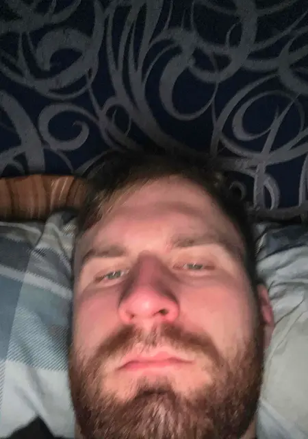 Влад з Вараша, шукаю на сайті спілкування