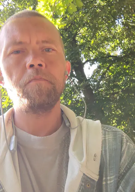 Я Андрей, 47, знакомлюсь без обязательств в Бресте