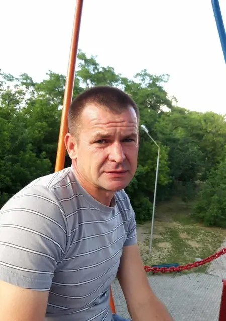 Юрий из Стаханова, ищу на сайте знакомства без обязательств