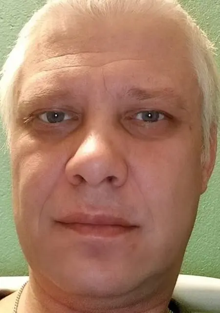 Я Денис, 43 років з Донецька, шукаю знайомства на одну ніч