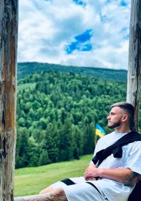 Святослав з Запоріжжя, шукаю на сайті приємне проведення часу