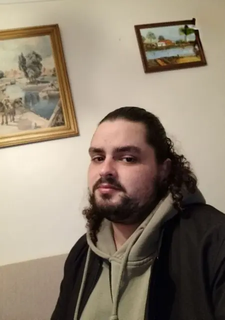 Pedro Pina из Лиссабона, мне 27, познакомлюсь