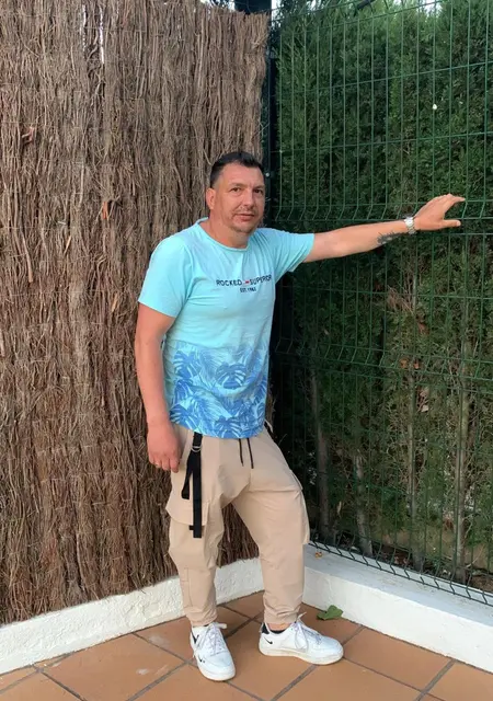 Jose Manuel de Albacete, busco en el sitio lío de una noche