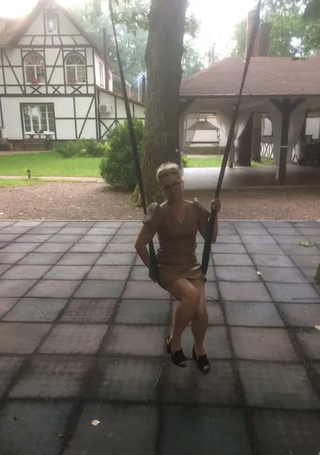 Я Мишка, 44, знакомлюсь на одну ночь в Мозыре