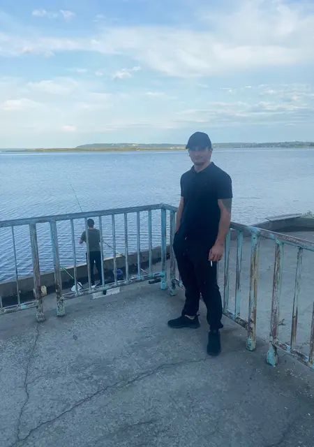 Я Denis, 26, знакомлюсь на одну ночь в Обухове