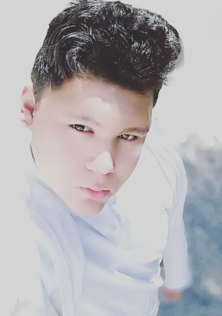 Я Marios, 19, из Афин, ищу знакомство