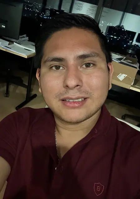 Carlos из Монтеррея, ищу на сайте знакомства на одну ночь