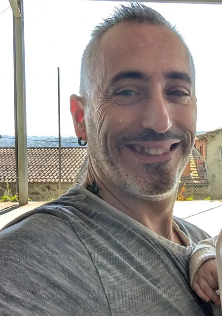 Ruben de Orense, busco en el sitio relación abierta