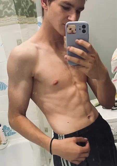 Я Sindex, 19, знакомлюсь без обязательств в Париже