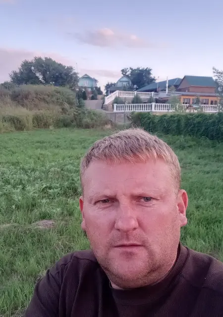 Владимир з Новий Буг, мені 39 років, познайомлюсь без зобов'язань