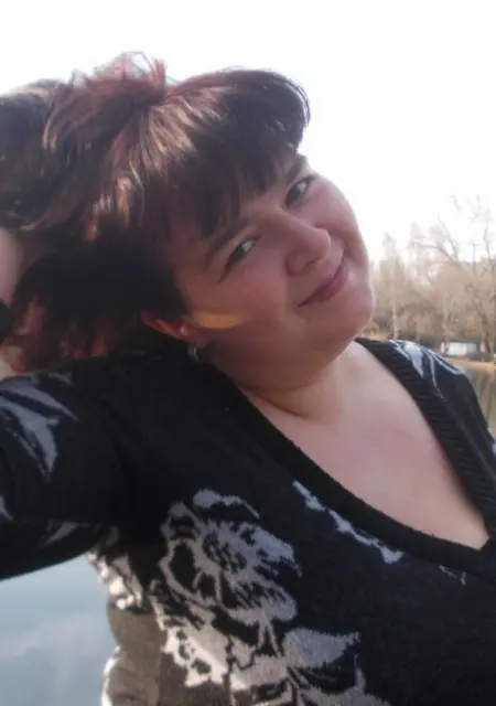 Марго з Луганська, мені 36 років, познайомлюсь для постійних стосунків