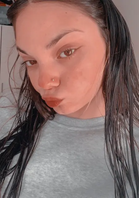 Soy Amanda, 23 años, conociéndome para relación sin ataduras en Olesa de Montserrat