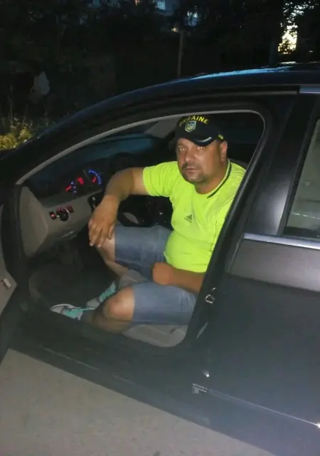 Я Влад, 42, знакомлюсь без обязательств в Черкассах