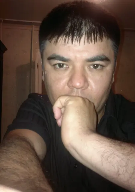 Aziz из Ташкента, мне 44, познакомлюсь на одну ночь