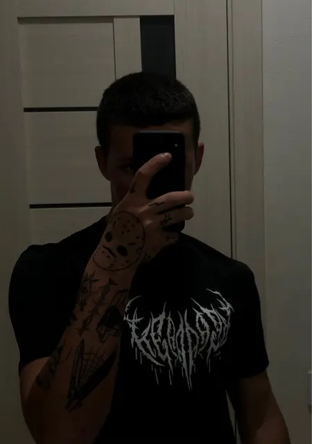 Максим из Ромни, ищу на сайте знакомства на одну ночь