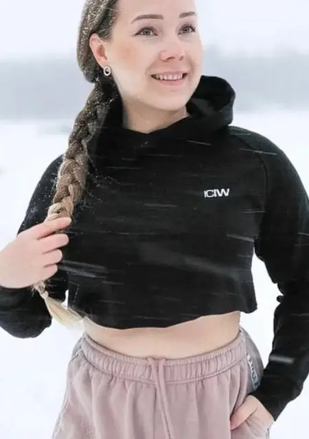 Я Jeni, 28, из Турка, ищу знакомство для открытые отношения