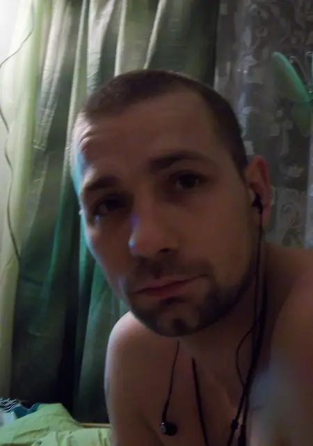 Николай из Гродно, мне 41, познакомлюсь на одну ночь