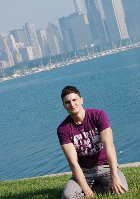 Serega из Запорожья, мне 36, познакомлюсь на одну ночь