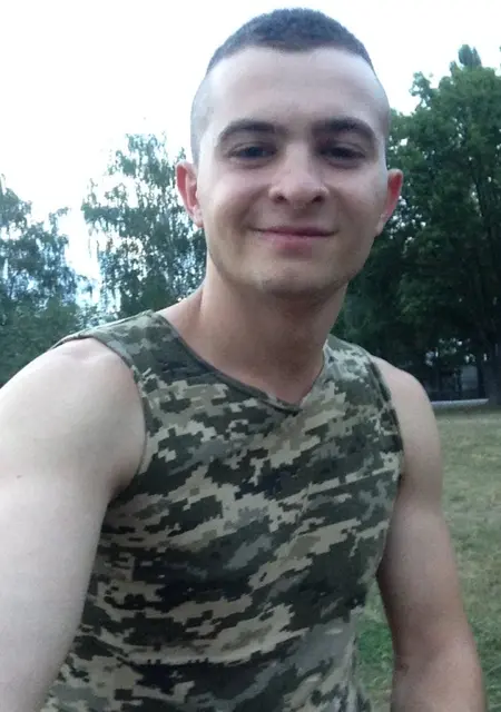 Я Давид, 29 років, знайомлюсь без зобов'язань у Сміла