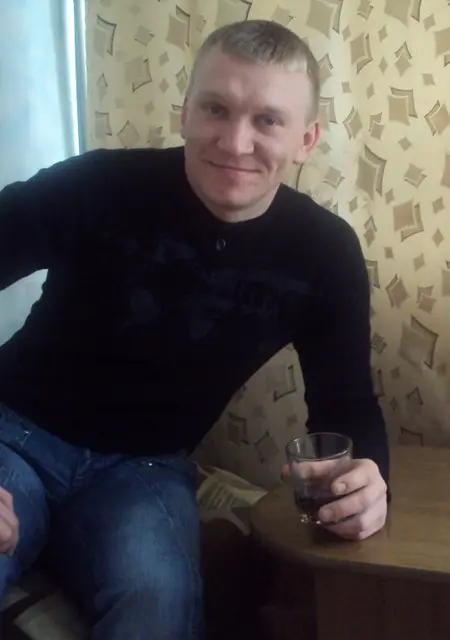 Женя з Дніпра, шукаю на сайті дружбу