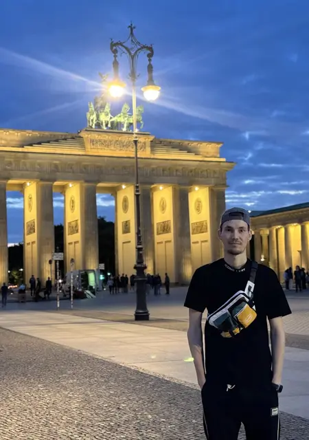 Я Selim, 27, из Бад-Нойенар-Арвайлер, ищу знакомство для открытые отношения