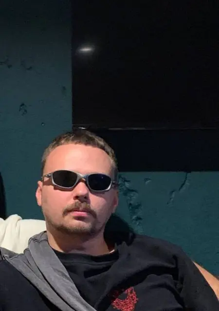 Я Влад, 29 років, знайомлюсь без зобов'язань у Старокостянтинів