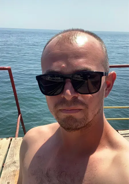 Я Валентин, 33, из Одессы, ищу знакомство для постоянных отношений