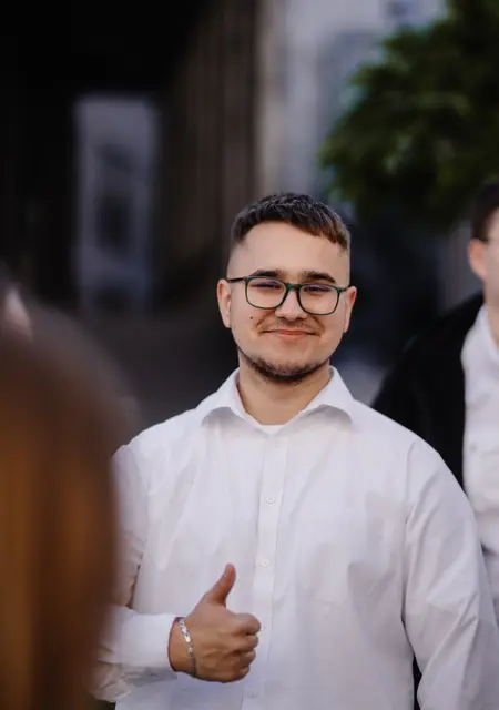 Я Volodymyr, 18, из Мюнхена, ищу знакомство для общения