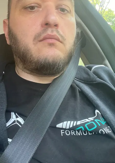 Я Андрей, 39, из Львова, ищу знакомства без обязательств