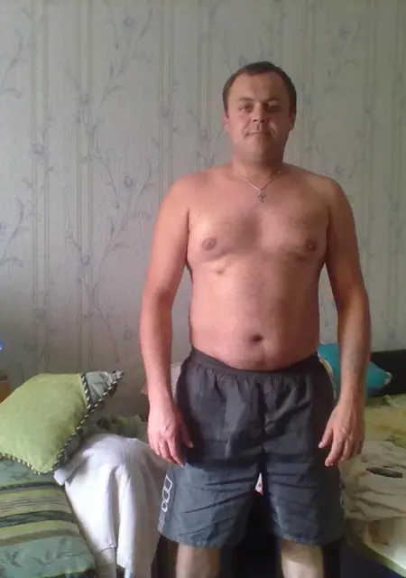 Саша з Сум, шукаю на сайті знайомства на одну ніч