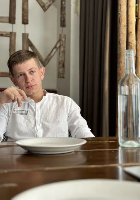 Кемаль из Парижа, мне 25, познакомлюсь для приятного времяпровождения