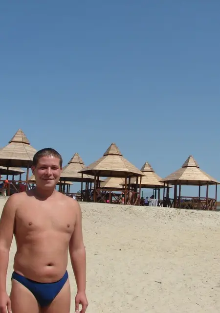 Я Aleks, 45, знакомлюсь без обязательств в Горловке