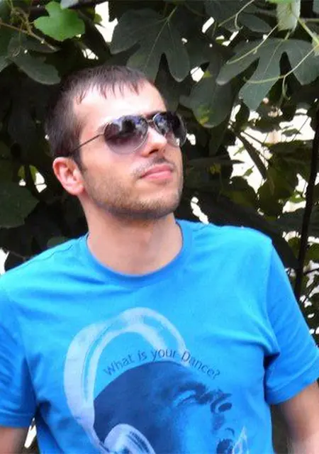 Я Yavuz, 42, из Трабзона, ищу знакомство для дружбы