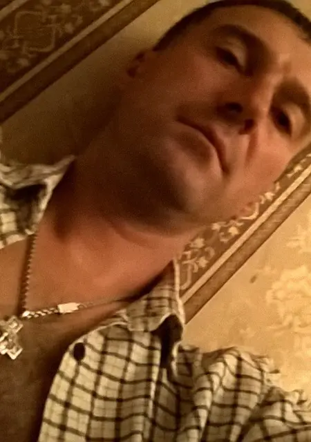 Я Valery, 48, знакомлюсь для общения в Глубоком