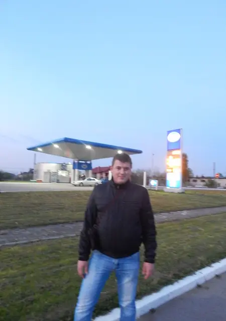 Олег з Стрий, мені 37 років, познайомлюсь на одну ніч