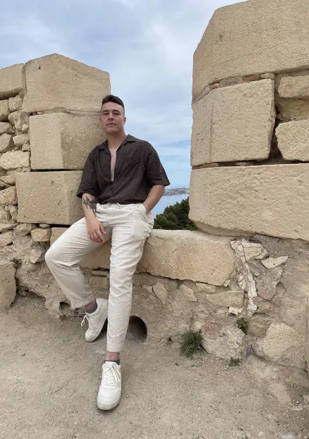 Alvaro de Alcorcón, busco en el sitio pasatiempo agradable