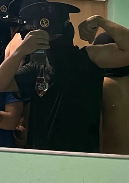 Я Alexey, 18, из Хельсинки, ищу знакомства на одну ночь