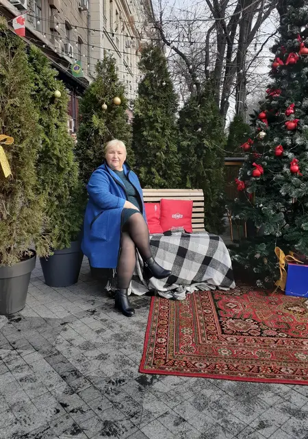 Я Танечка, 46 років з Одеси, шукаю знайомства без зобов'язань