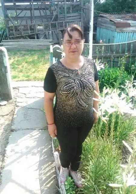 Я Maria Monica, 42, знакомлюсь в Бухаресте